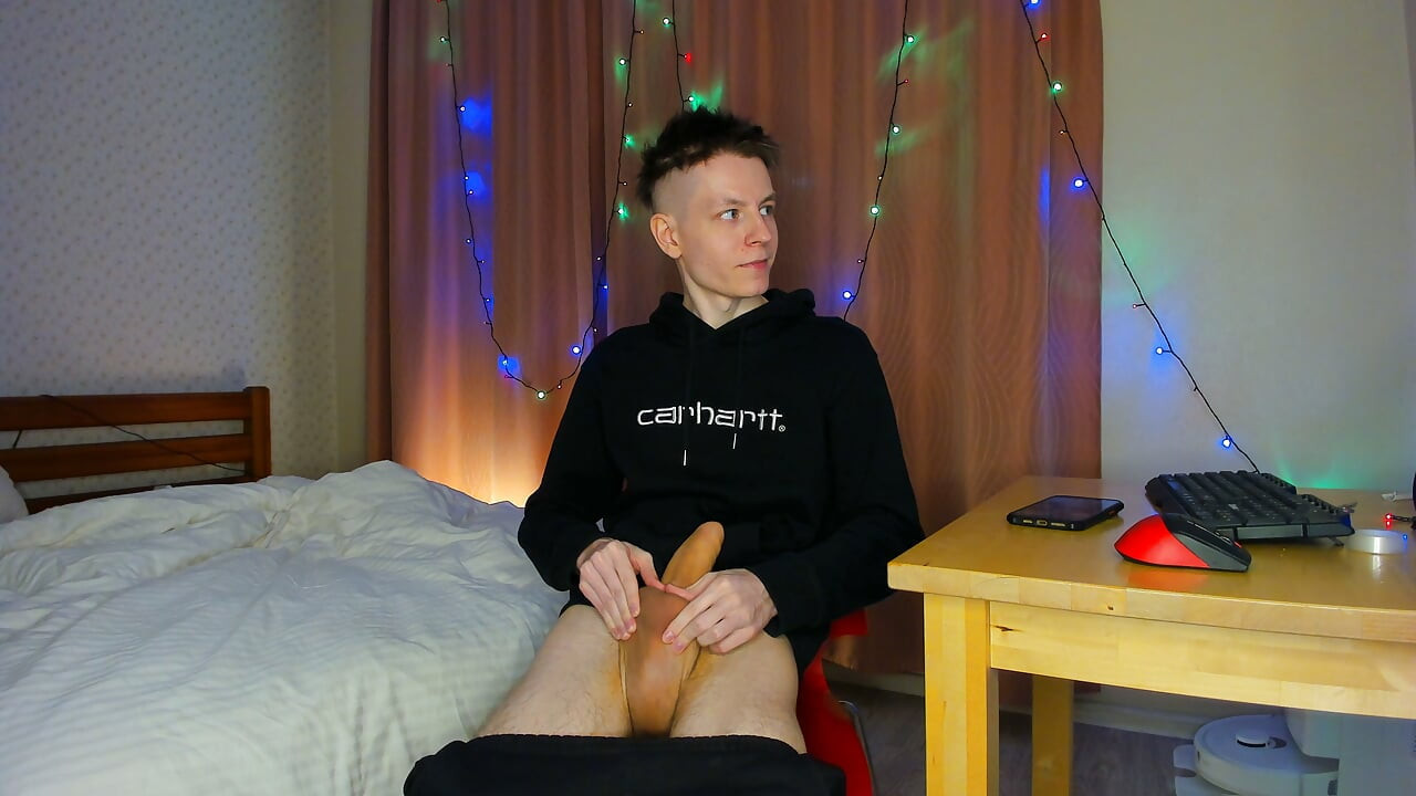 脚在框架瘦 twink 腿上大量负荷