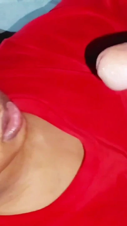 世界上最好的口交我的饥渴 Neha Bhabhi 给我相机特写玩弄舌头在嘴里射精全部精液 | 短片 1