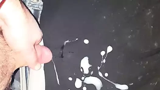 onun cumstained bluz için daha fazla boşalmak ekleme