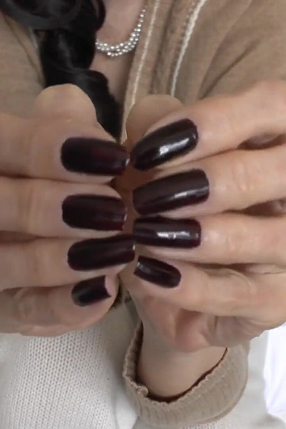 Long, Elegant Fingernails, Sexy Wrist, JOI Lady Victoria Valente