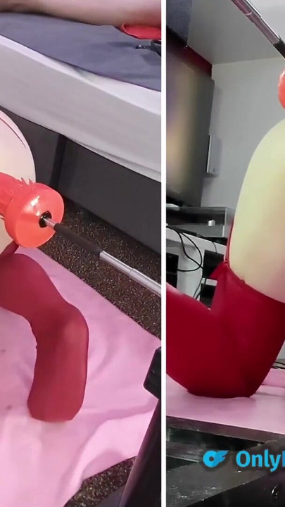 Moment captivant de la "Orgasme anale pe mașina de futut cu milf britanică Lisa Essex"
