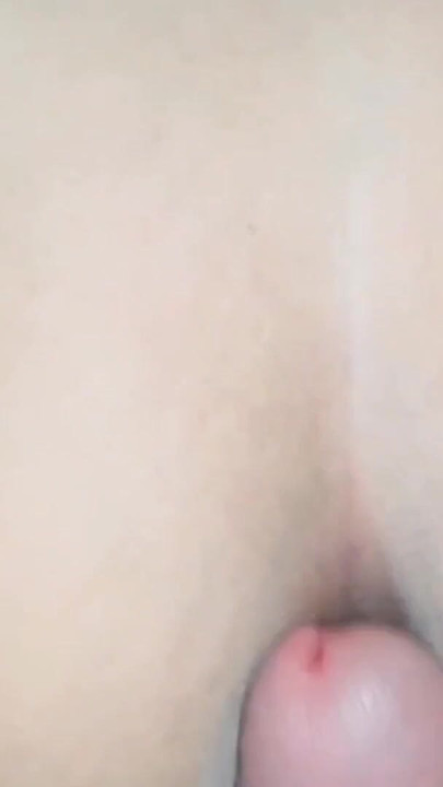 Silný okamžik z "K překvapení nevlastního syna, kundička macechy se ukázala být tak těsná jako kundička sexuální panenky."