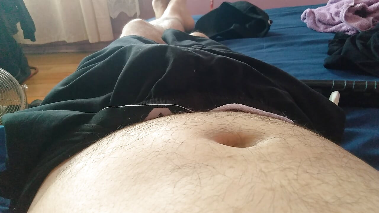 Strongman yakın çekimde süper yarağıyla çıplak