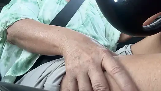 Sexy ehefrau morgens auf dem weg zur arbeit