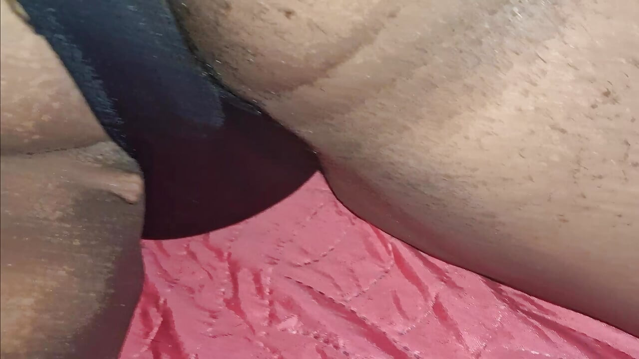 HOT JOKE WITH THE ASS STEPMOM OF THE HOT BELIEVER