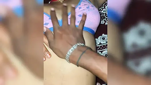 Горячие сексуальные видео новой дези пары