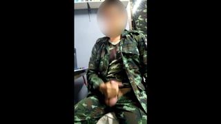 Hiroshi: masturbación del ejército real tailandés