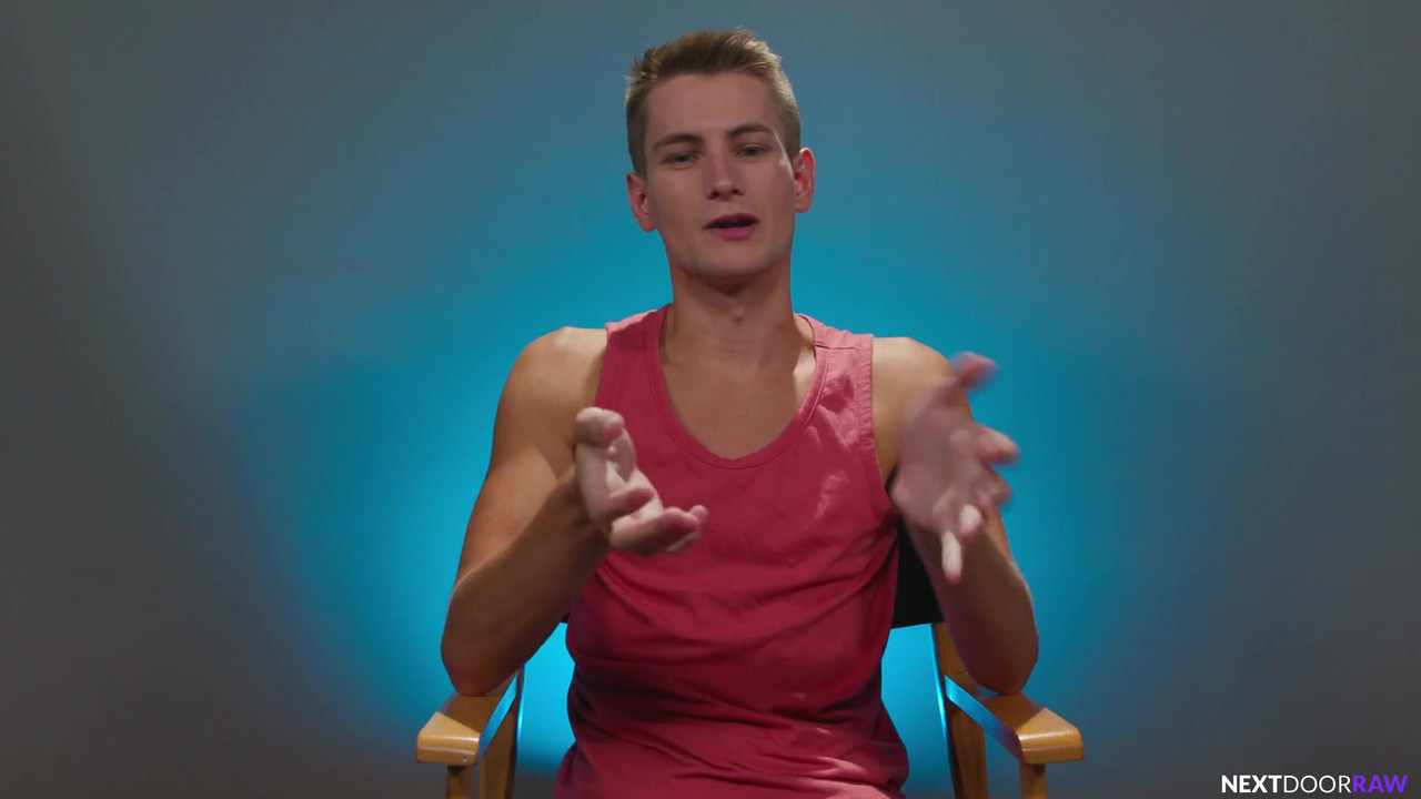 华丽的twnk性感翻转乱搞现实生活中的tatted BF大屁股