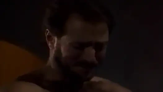 Fransız genç kız göt deliğine boşalıyor