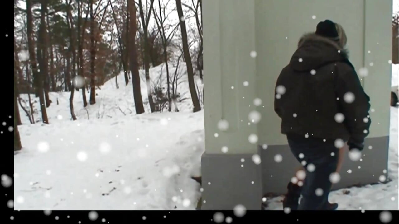Old Man Fucks a MILF Outdoors and Cums in the Mouth of a Young Girl
