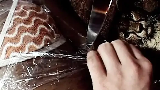 Cewek semok kulit hitam dengan toket aduhai dientot habis-habisan sama kontol besar sampai dicrot di mulut