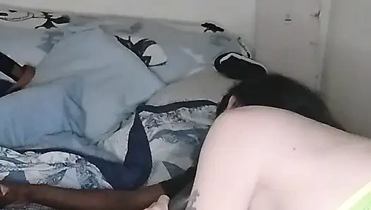 Sie mag großen schwanz