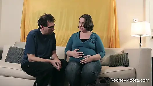 Симпатичная беременная нуждается в трахе и камшоту на лицо