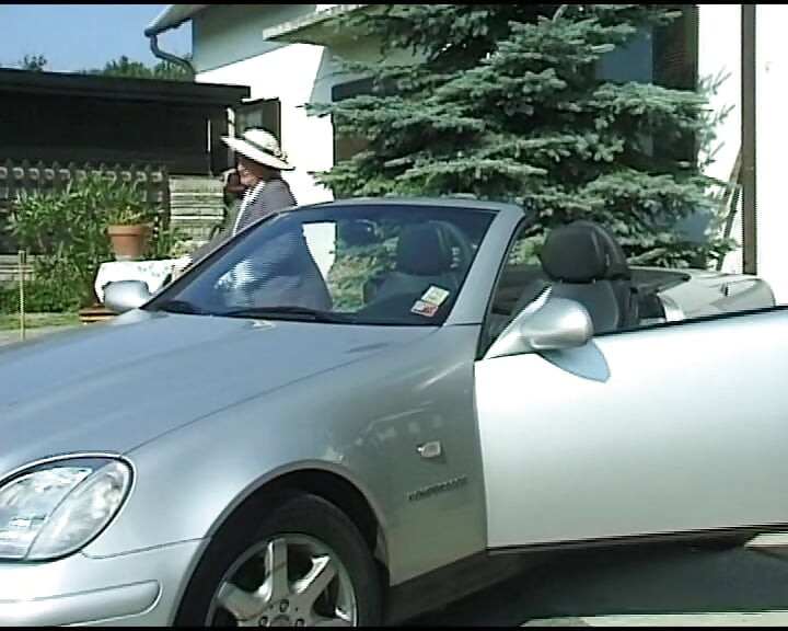 Nasty blonde German granny gets her ass fucked in threeway