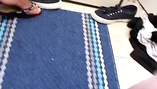İtalyan orta yaşlı seksi kadın arkadan sikiliyor