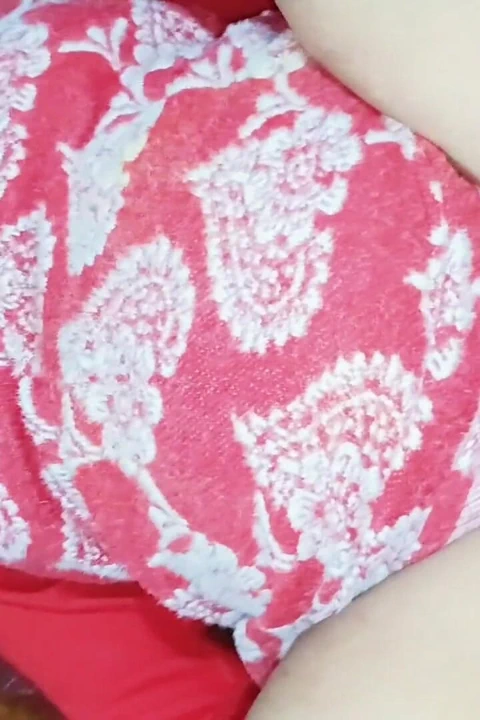 我第一次操我的印度哥的紧致阴户