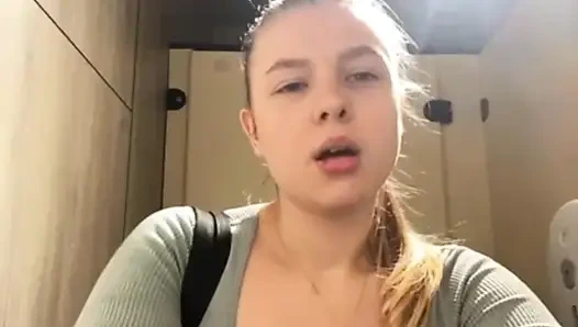 Extreme double penetration in the gym with jucielussie