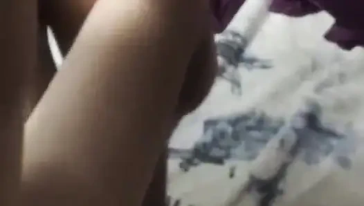 Оргазм арабки 18 лет