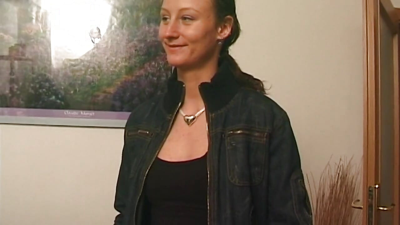 Amateur lesbian swingers filmed in their lewd behaviour