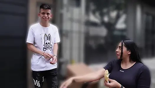 I fulfill my bet by a virgin empanada seller