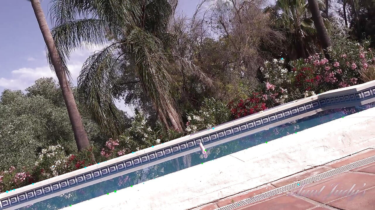 A Naughty Poolside Interview with Busty MILF JoJo Robinson