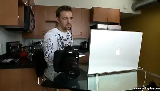 Kayden Kross wird von ihrem sugar daddy hart gefickt