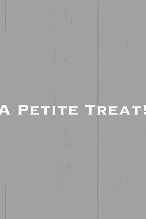 Piper Perris is a petite treat!