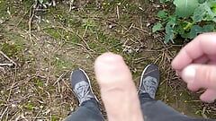 Outdoor wank and cum in a field