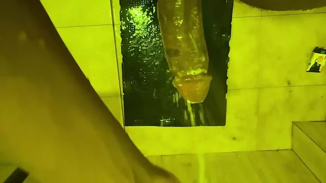 Srilankan Teen boy cumming handjobs very gay sexy