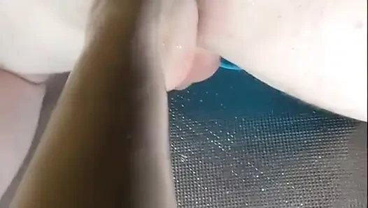 POV. Femdom. Köle götüne ayak yumruk sokma. Sahibe boşalana kadar köleyi götten sikiyor