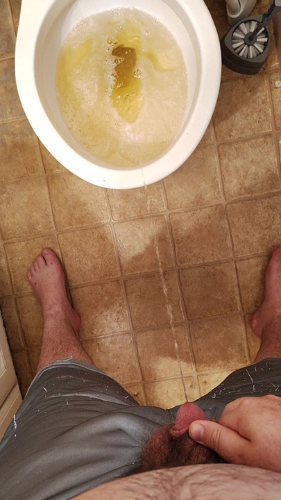 Morning Piss While Hard
