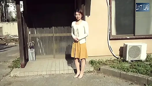 Outdoor Desire: a Married Woman’s Secret Craving Unleashed - 01