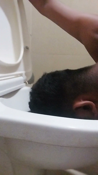 Headmaster Shithin Fag Toilet Headflushjng | Clip 1