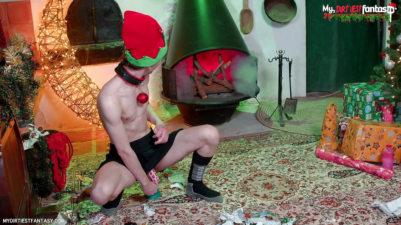 XMAS - พรหมจรรย์และดิลโด้สุดขีดทางตูดกับเกย์