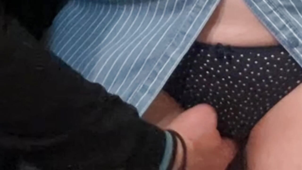 Het saftig fitta fingrade i tunnelbanan av total främling