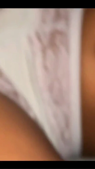 Slim Colombian with a big ass has hard sex until they ejaculate inside her vagina and leave her dripping | Clip 1