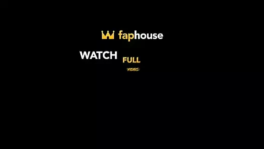 Ateşli çift yaklaşık 30 dakika seks yapıyor ve kaltak arkadaşından her şeyi filme almalarını istiyor