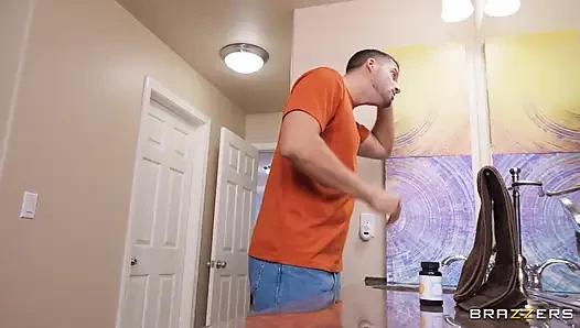 Brazzers - Natasha Nice, быть мачехой - жестко, но молодой член жестче