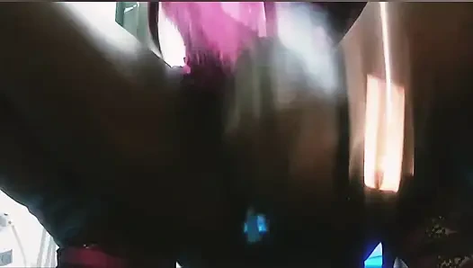 Aku menunggangi kontol itu seperti seorang jagoan