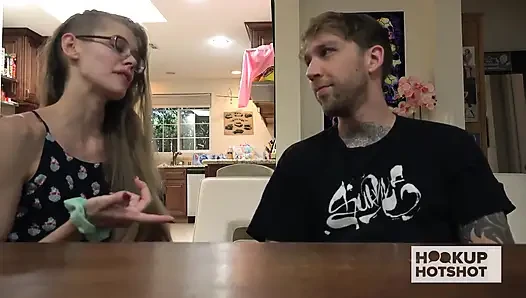 Bts - neugieriges schätzchen kyaa bittet darum, von bryan Gozzling gefickt zu werden