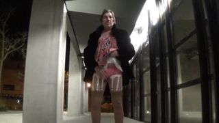 Transgender travesti dildo anale strada all'aperto 72