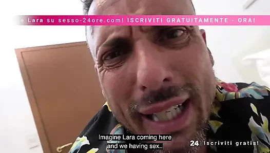 Wtf! Hinter ihrem rücken! Ehefrau betrogen, während sie arbeitet! (Porno aus Italien)