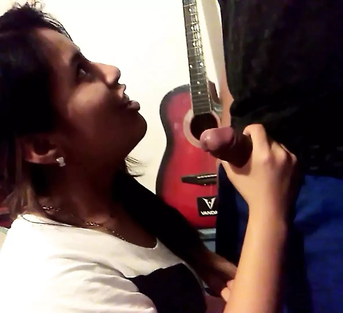 student dog records herself sucking a huge cock, says that that cock is only hers and dedicates the video to her enemies