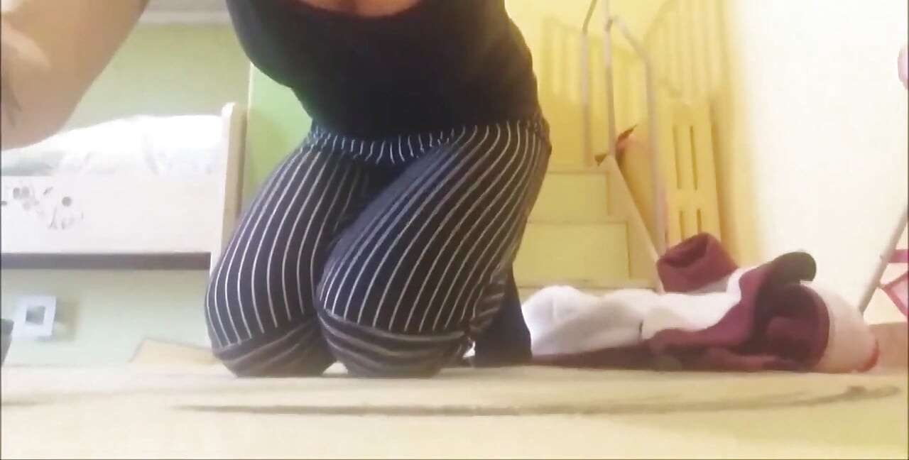 A Gorgeous but Sadistic Giantess.. Machines Have No Hope of Being Saved