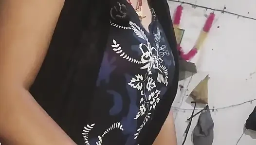 Hintli kız arkadaşla mastürbasyon