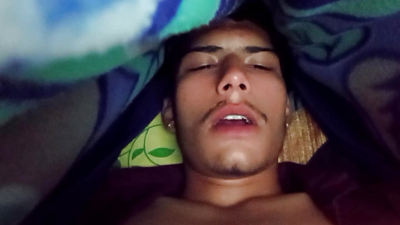 Osjećao sam previše Jasmine pa sam protresao svoju zemlju
