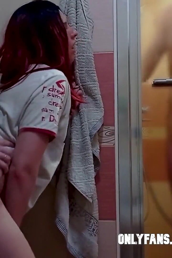 Wife Cheats on Her Husband While He Is in the Shower
