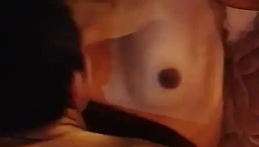 Pertunjukan khusus cewek perancis yang lagi sange ini dientot habis-habisan sampai mengendarai kontol