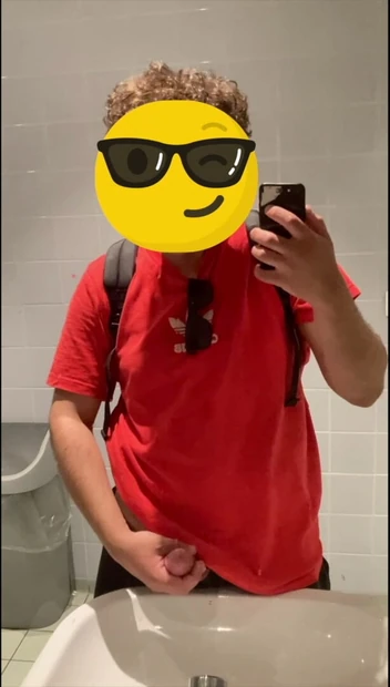 Jacking off in Parking lot bathroom in Antwerp