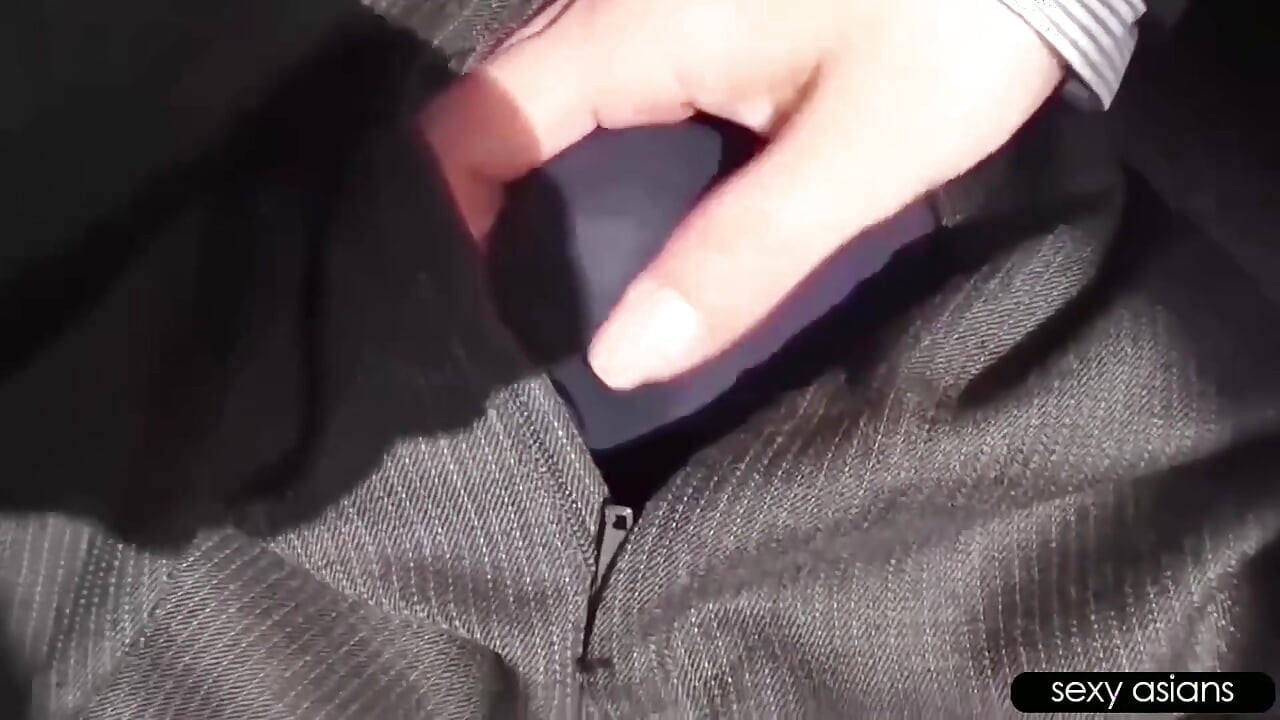 投資公司已婚上班族，沉著的外表隱藏著私密的看不見的一面